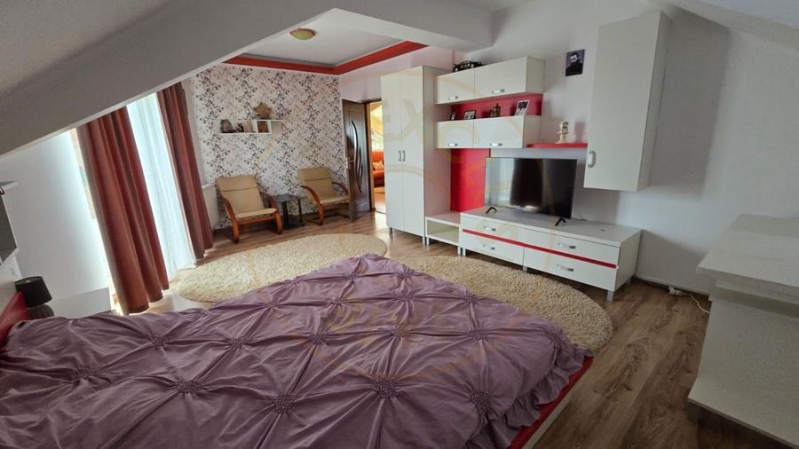 De Vanzare Casa Paulestiului 9 ari teren