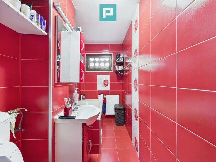 Apartament spațios cu 4 camere în Vlaicu
