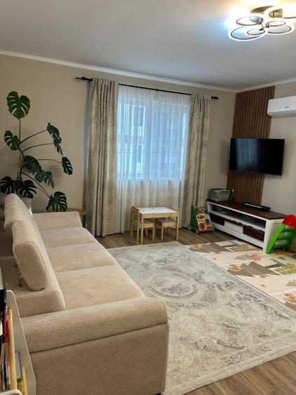 Apartament 3 camere decomandat, etaj 1, modern, parcare, Apahida