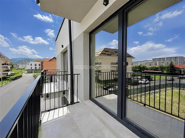 Apartament nou cu 2 camere si parcare zona Mall Coresi - 2