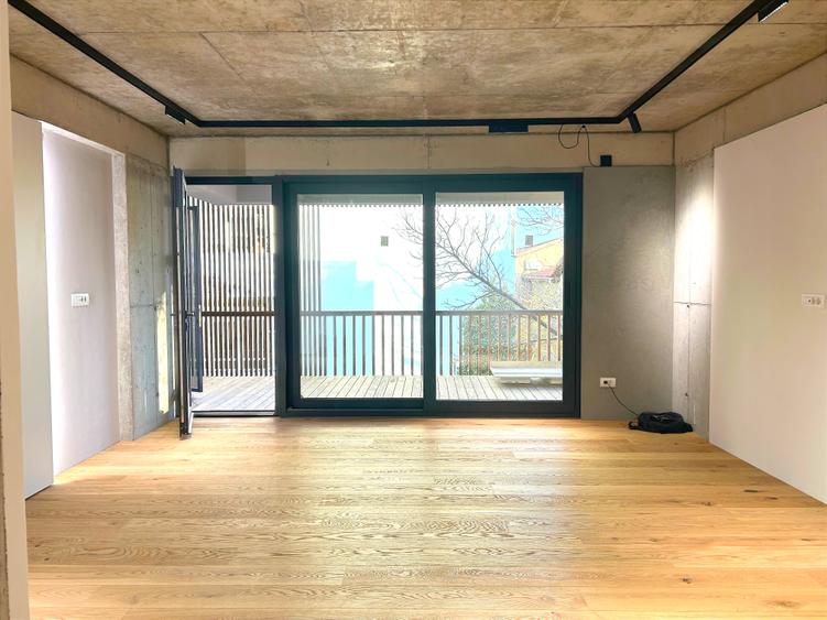 Apartament de 3 camere în imobil cu arhitectura contemporană în Dorobanți