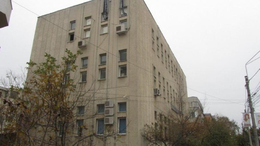 Cladire comerciala 1.493 mp + Teren 825 mp - Ploiesti