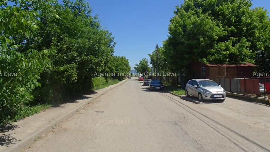 Vand 2 parcele de  teren intravilan in Deva, zona Haraului, toate utilitatile - 4