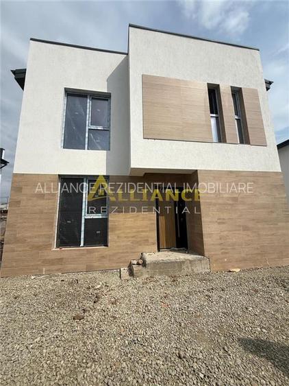 Vila individuala 5 camere ~ 3 bai ~  Teren 300 mp - 2