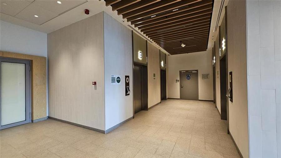 Spatii birouri de clasa A de la 298 mp