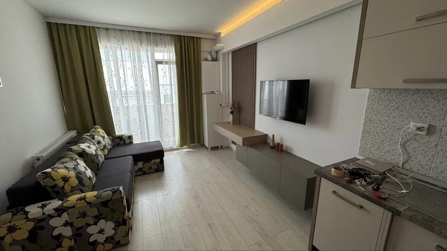 Apartament de 2 camere, semi-decomandat, zona centrala