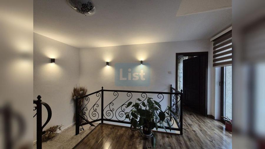 Casa la cheie cu garaj, Someseni