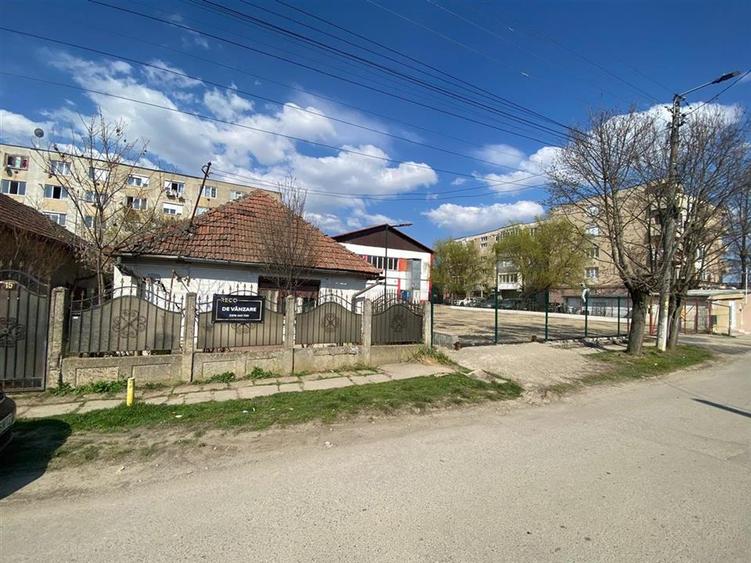 RECO teren cu casa demolabila in Marghita
