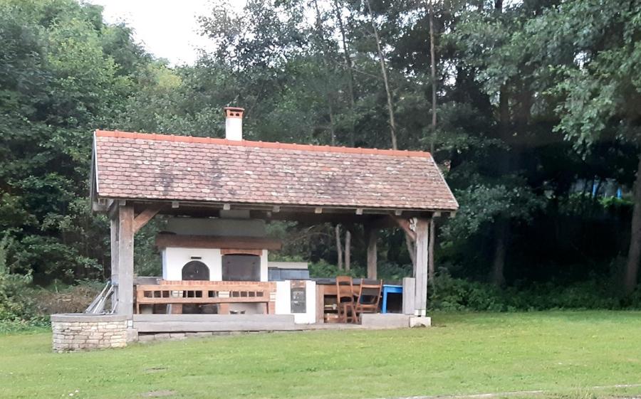 Pf. vand casa individuala D+P+M in Salicea-Cluj, curte- 3000mp