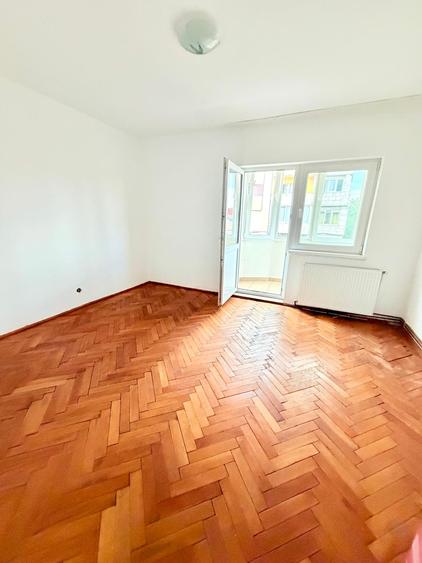 Apartament 2 camere, etaj 1, boxa, parcare - 68.000E