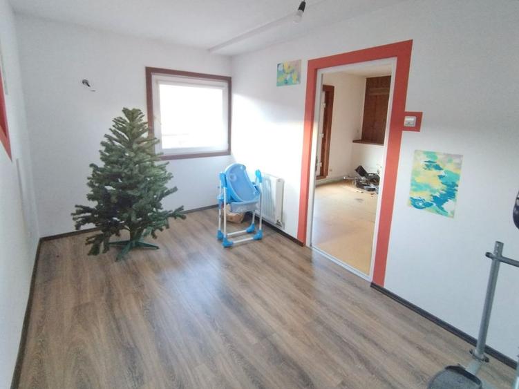 Apartament spațios, pe două niveluri, cu garaj – Brasov Vechi
