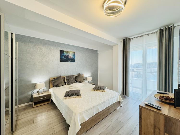 Apartament cu 3 camere complet mobilat si utilat, vedere spre Mare