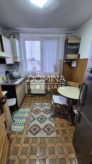 Vânzare apartament 2 camere – Bulevardul Republicii – zonă centrală, Târgu Jiu