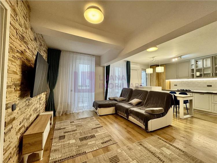Apartament 3 camere de vanzare | Doamna Stanca | de lux | piscina, 2 garaje subt