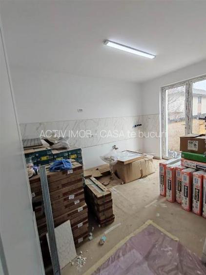 Vanzare -  Casa  - Vila - Prelungirea Ghencea - Dantelei - teren 245mp -210000E - 6