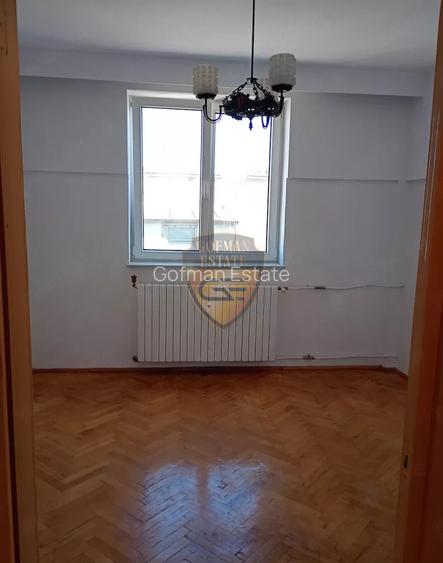 4 camere Ultracentral Stefan cel Mare 86mp balcon 2 bai etaj 4/4 gaze la usa - 9