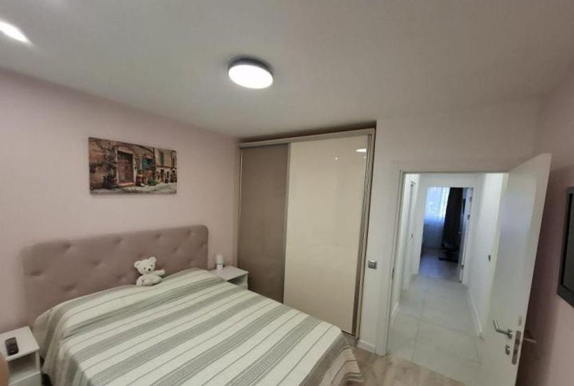 Apartament 3 Camere Trafic Greu -Nasud