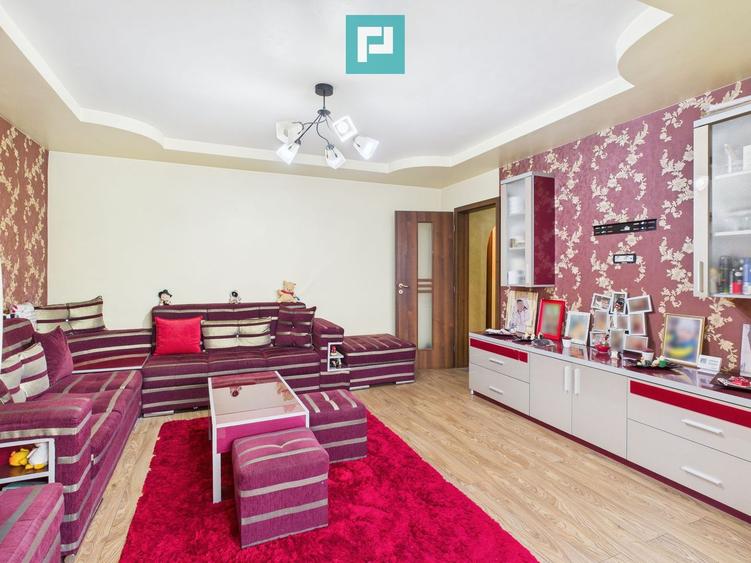 Apartament spațios cu 4 camere în Vlaicu