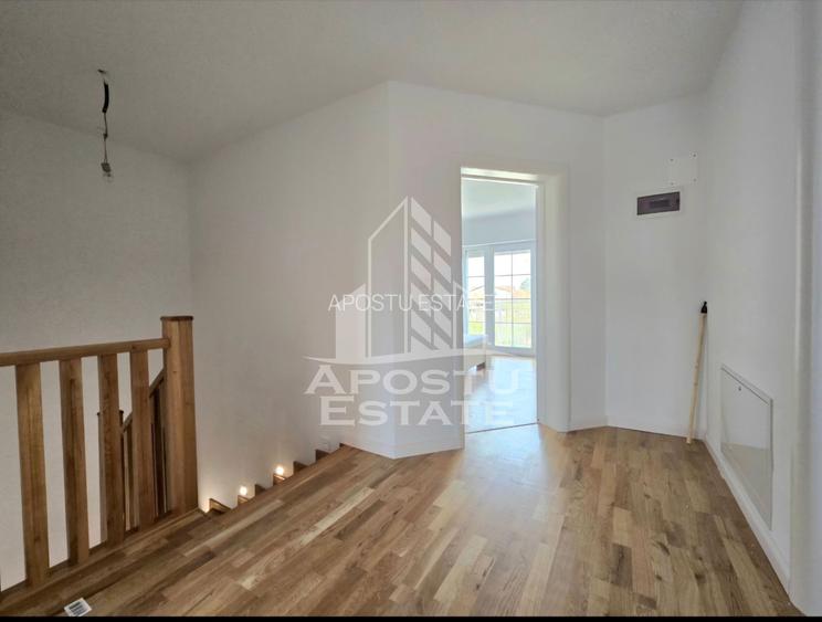Jumatate de duplex de vanzare, modern, cu 4 camere si 2 bai, Sag, vatra satului - 16