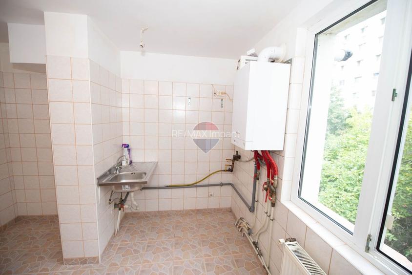 Apartament cu 3 camere de vanzare, 64 mp, decomandat, Politehnica - 17