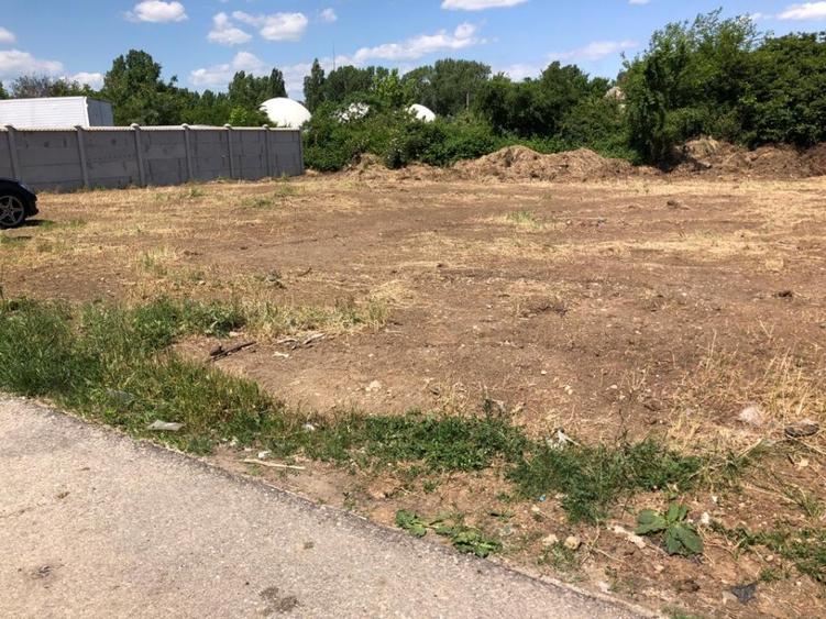 Vand teren intravilan Prundu, 2900 mp,front str. 110 ml - 649000 euro negociabil