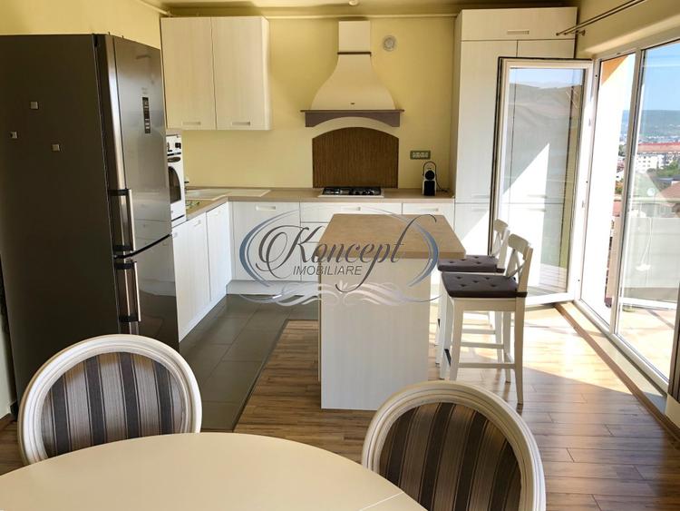Penthouse modern cu finisaje premium, Zorilor