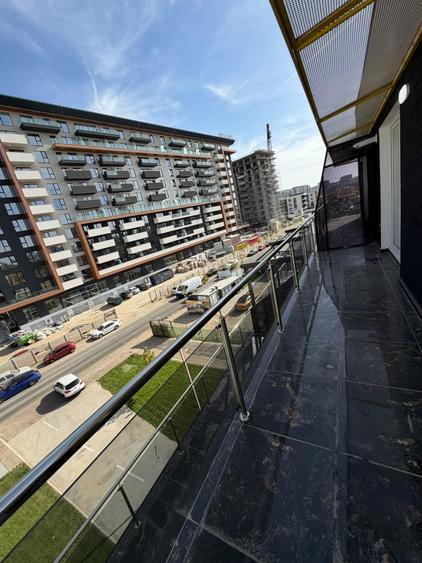 Apartament 2 camere studio gata de mutare cu balcon mare