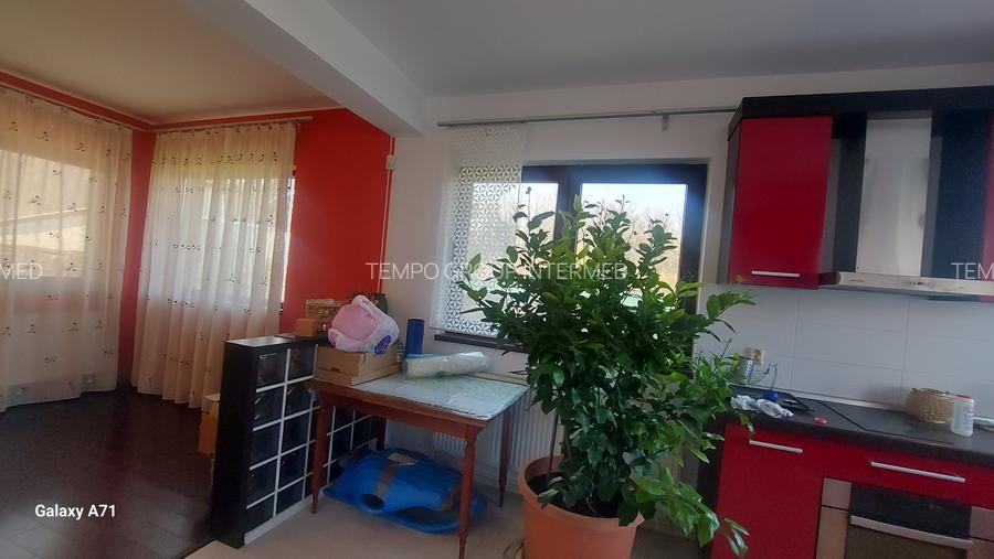 Stil, confort  si liniste - casa perfecta pentru familia ta ! - 2