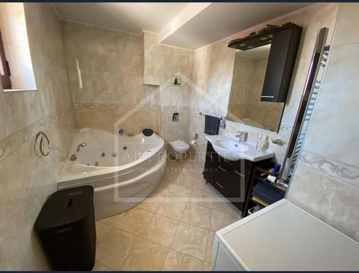 Penthouse 5 camere | Terasa 35 mp | Aviatorilor | Parcare Inclusa