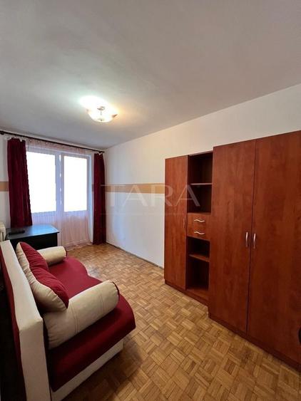 Apartament 3 camere, zonă centrală – Piața Abator