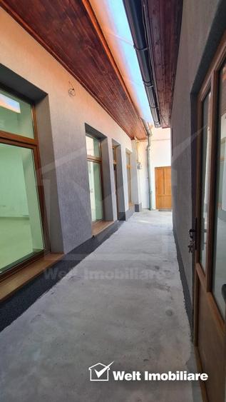 De vanzare spatiu comercial cu suprafata de 90 mp, Eroilor