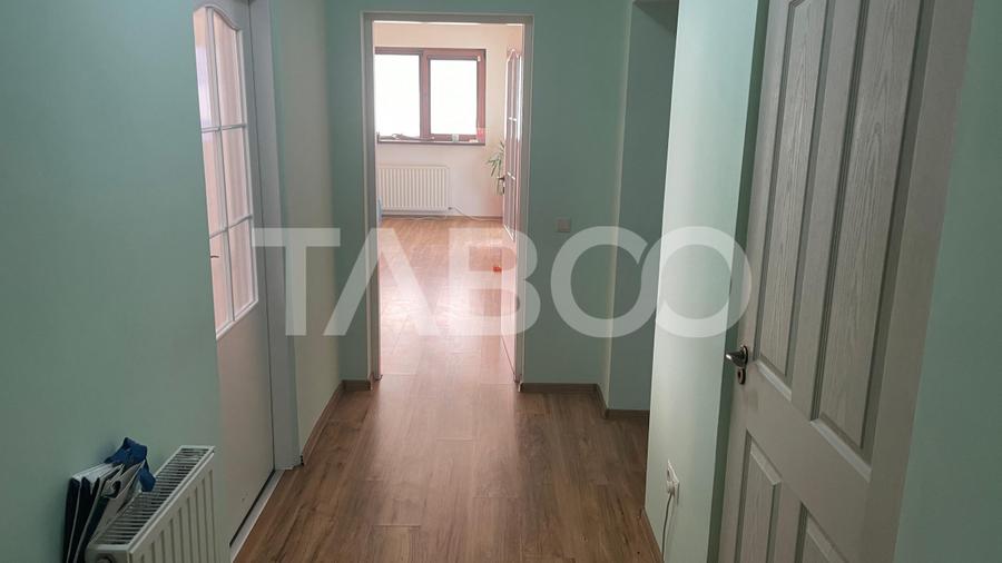 Apartament spatios de vanzare cu terasa si gratar in Arhitectilor