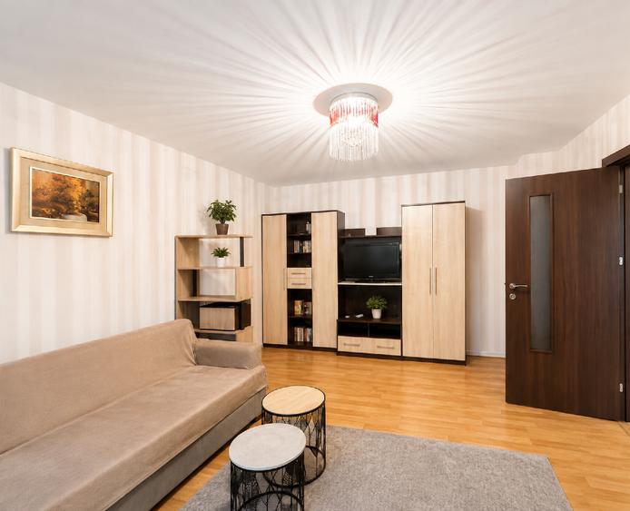 Garsonieră foarte spațioasă, 41 mp + balcon și aer condiționat | Strada Orșova