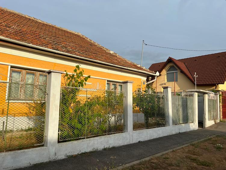 Vindem casa 3 camere, teren 521 mp, Oradea Oncea 99.000 Comision 0%