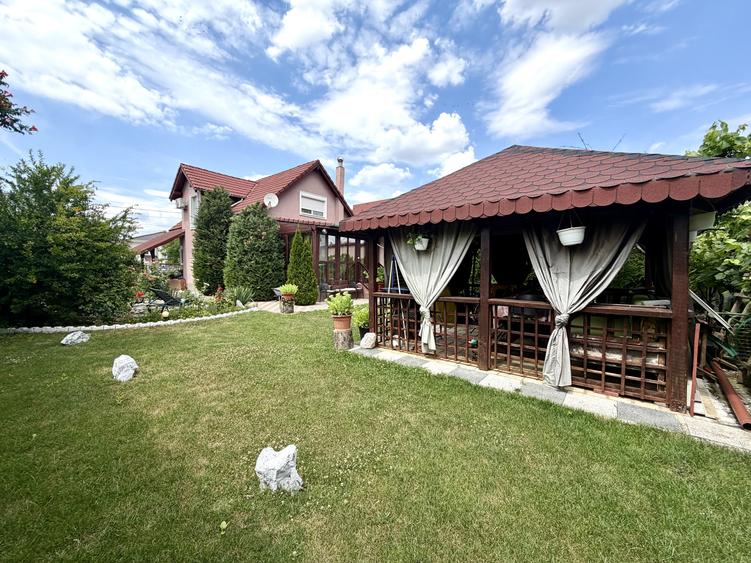 Casa individuala cu 4 camere, 150 mp utili, 380 mp teren - Dumbravita