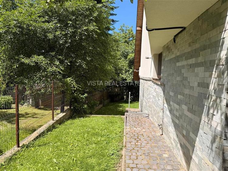 Casa tip duplex, zona Centru - 33