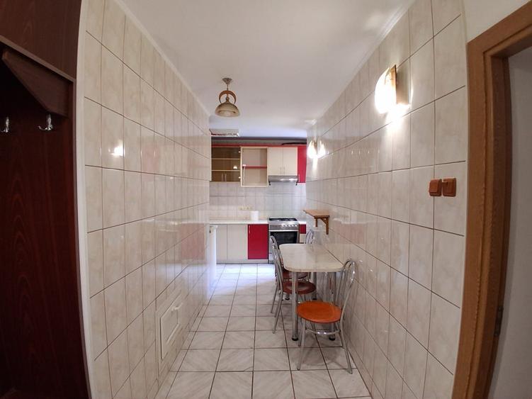 Apartament 2 camere de vanzare Lujerului