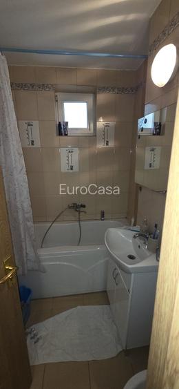 2 camere Frații Golesti zona Gară - 7