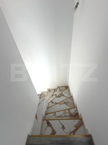 Casa tip duplex , 104 mp cu balcon , 300 mp teren , zona rezidentiala Burdujeni