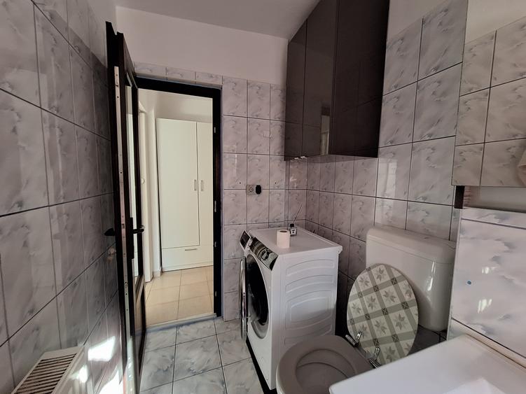 Apartament cu 3 camere-67 mp-Centrala proprie-3 AC-Mobilat si utilat-Freidorf