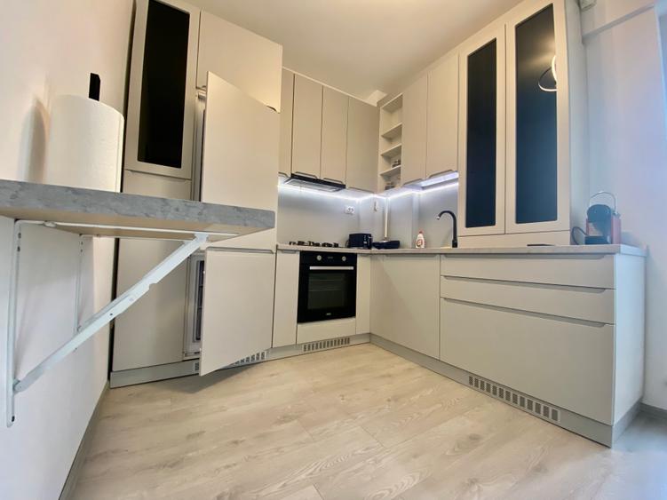 Apartament cu 3 camere de închiriat lângă Parcul Chindia, Târgoviște | Etaj 2, l