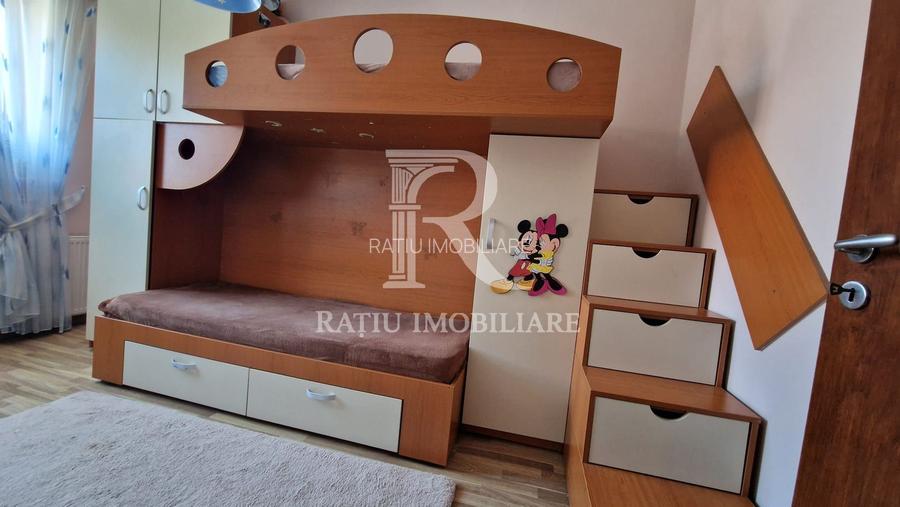 Apartament cu 3 camere | Zona Universității | Oradea