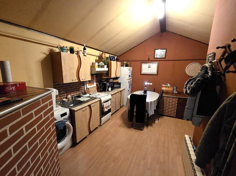 Vila P+M Ostrov / Pantelimon, langa Lacul Fundeni, teren 250 mp, comision 0%