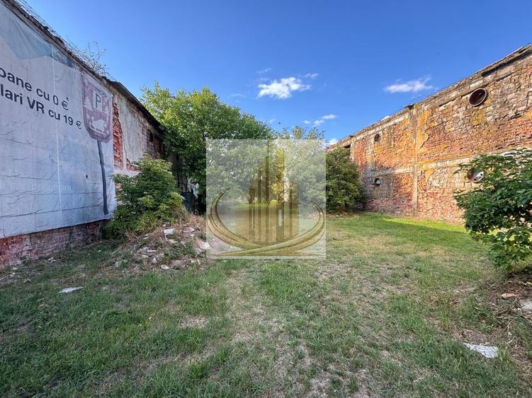 Platformă industrială cu acces E671 | 39.726 mp teren