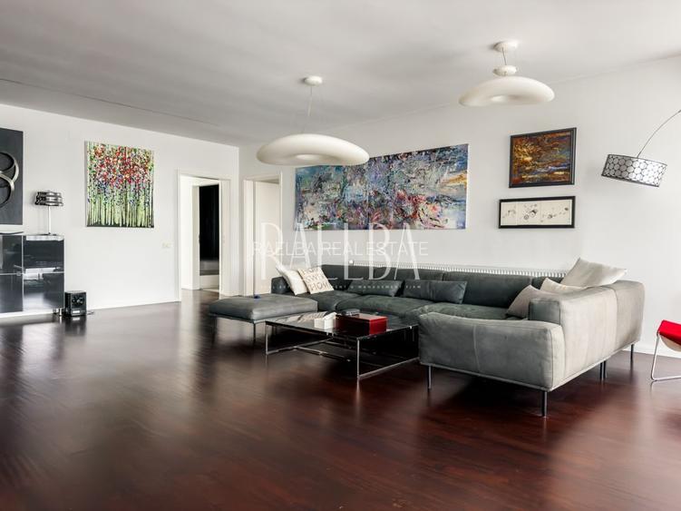 Etaj Integral | 377 mp | 8 Camere | Vila Lac 3 | Parc Bordei - 12