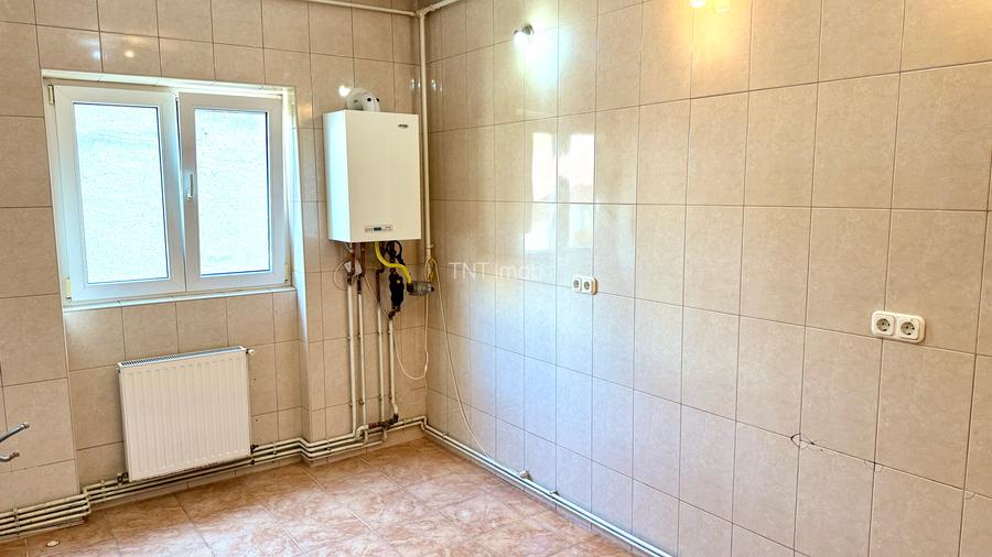 Apartament 4 camere Victoriei, centrala proprie, boxa, garaj, comision 0 ! - 14