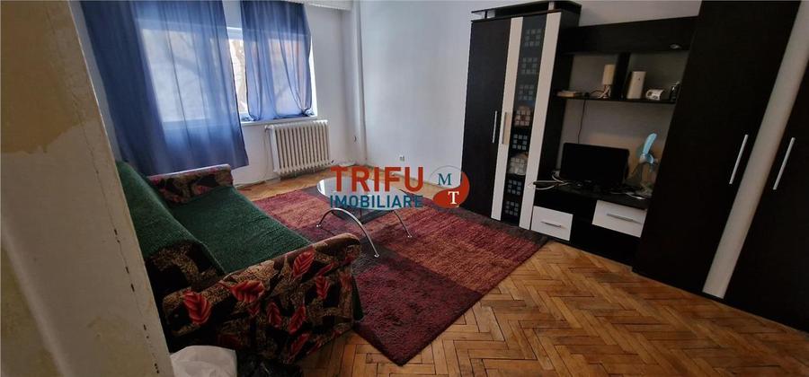 Apartament 3 camere etaj 1 zona Liceul Sportiv
