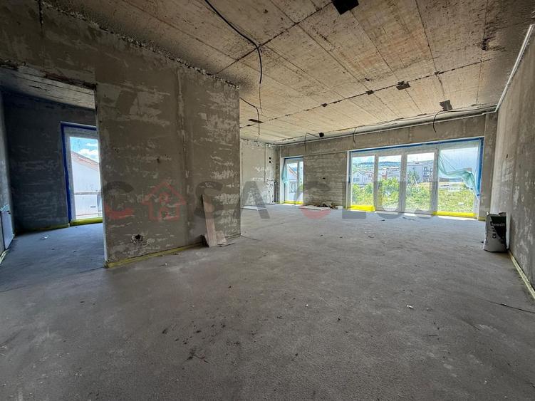 View panoramic , 3 camere +birou/dressing , parcare, Europa