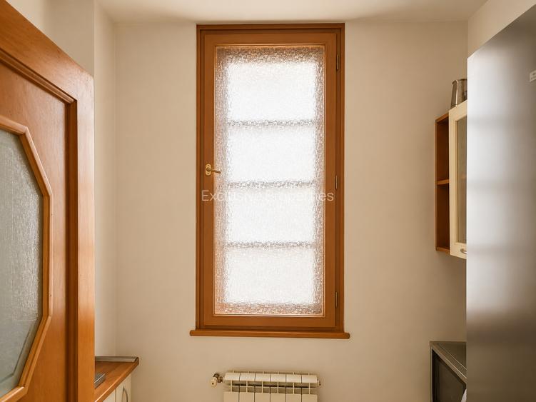 Apartament 3 camere spațios, etaj 1, la câteva minute de Piața Universității - 10
