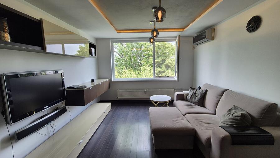 Apartament 3 camere de închiriat - POLITEHNICĂ